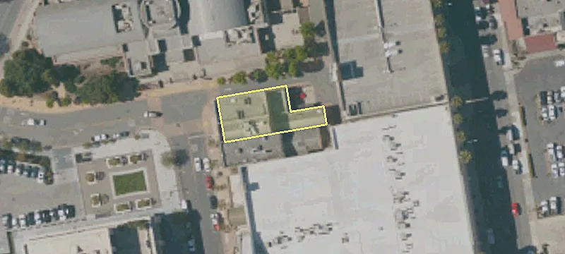 129 Main St