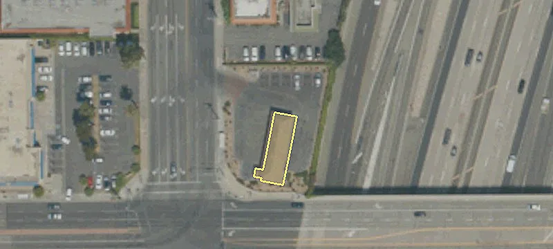 101 Tustin Ave
