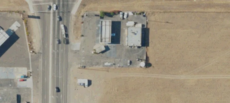 13015 Kings Cyn Rd