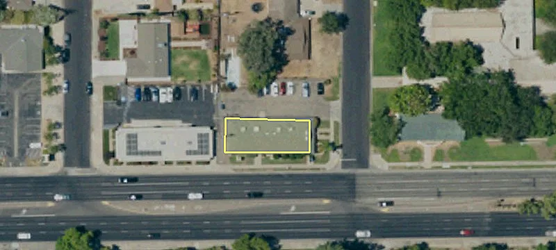 310 Shaw Ave
