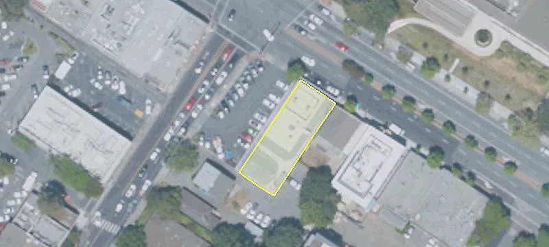 989 El Camino Real