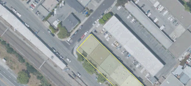 401 Old County Rd