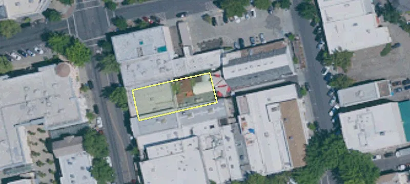 330 Healdsburg Ave