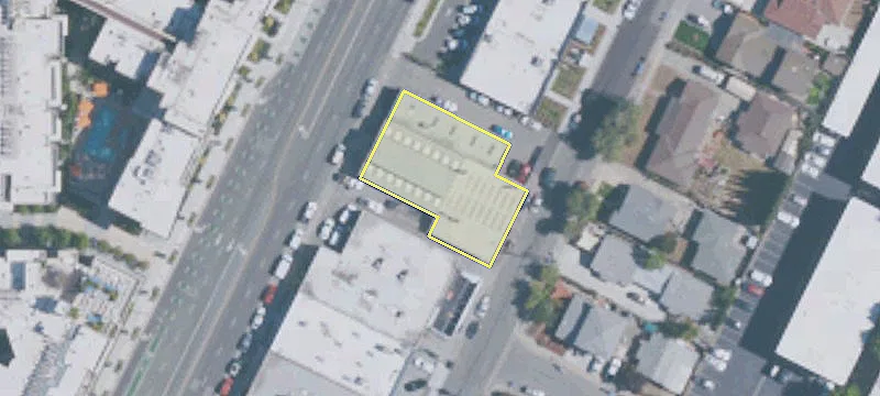243 Moffett Blvd