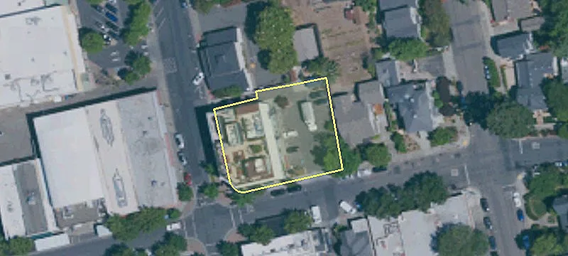 404 Ctr St