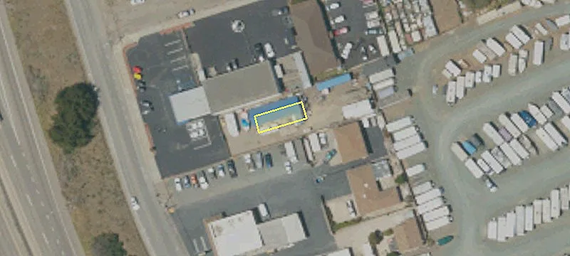 1568 Main St
