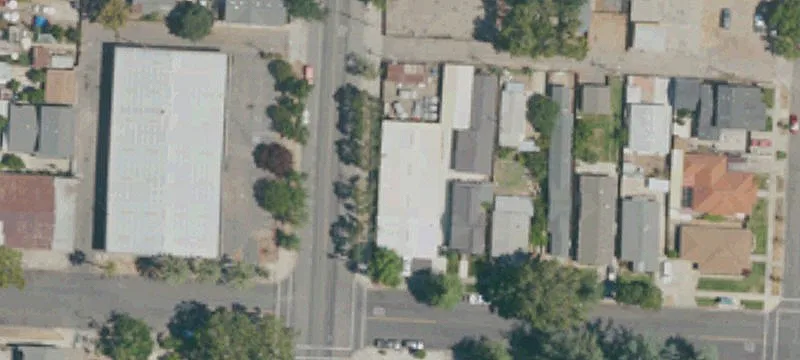 201 Oak St