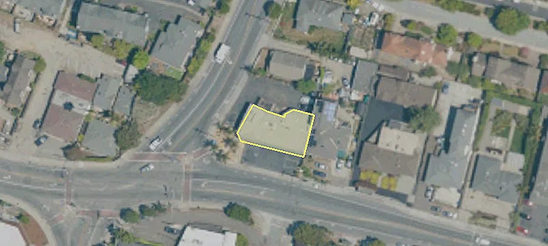 1701 Portola Dr