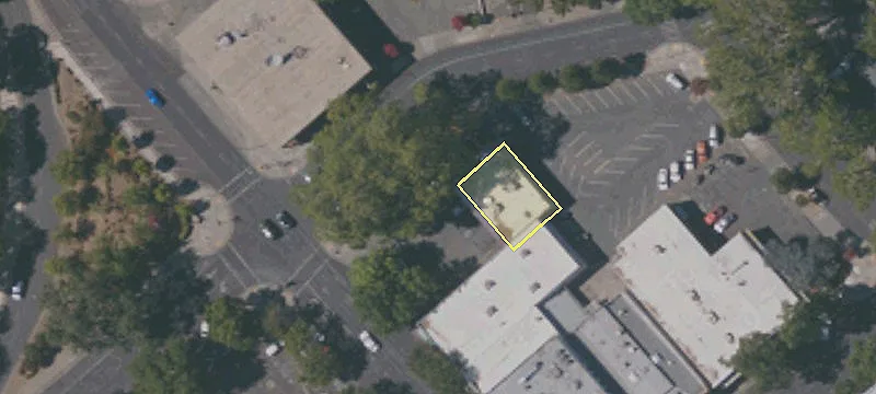 101 Main St