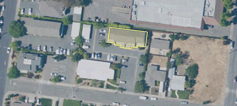240 Perkins St