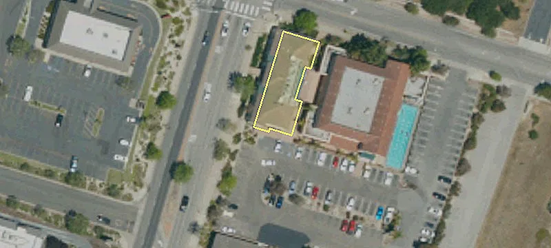 880 Oak Park Blvd