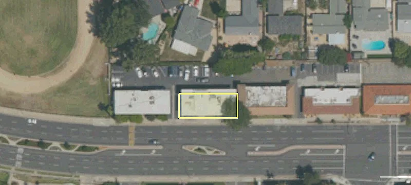 18031 Irvine Blvd
