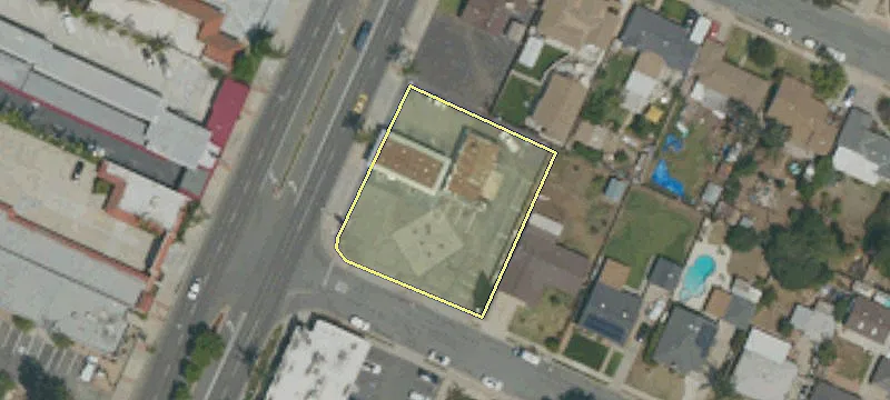 718 Brea Blvd
