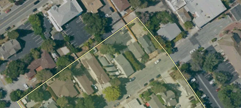 55 1st St