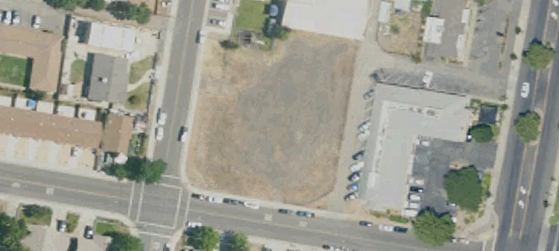 1045 Indiana St