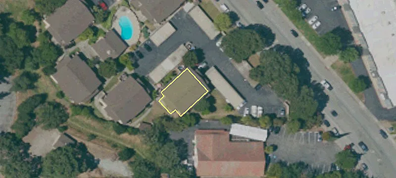 8587 Church St, Unit 40
