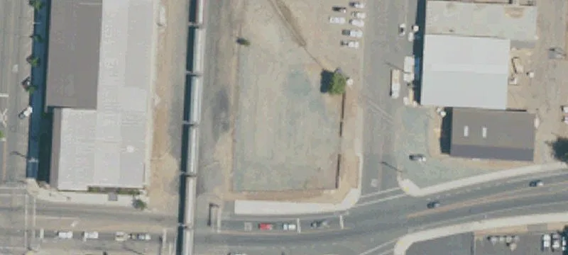 17 Lockeford St