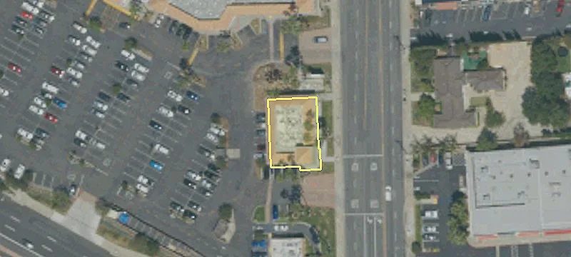 1147 Imperial Hwy