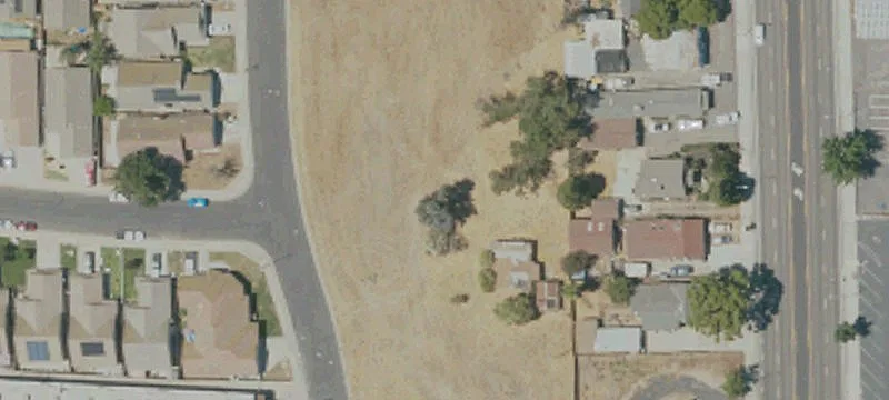1260 Lillian Ave