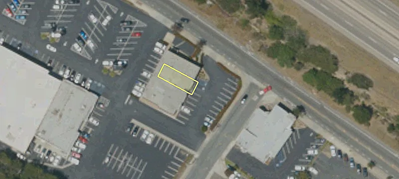 590 Quintana Rd