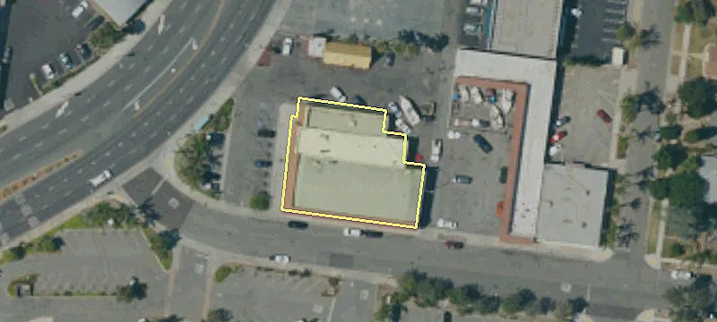 325 Main St