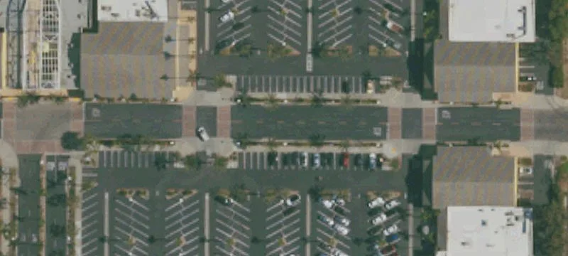 2000 Outlet Ctr Dr