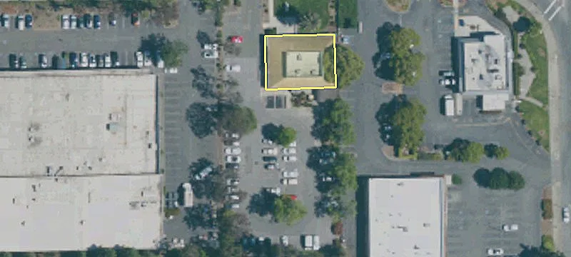 1094 El Camino Real