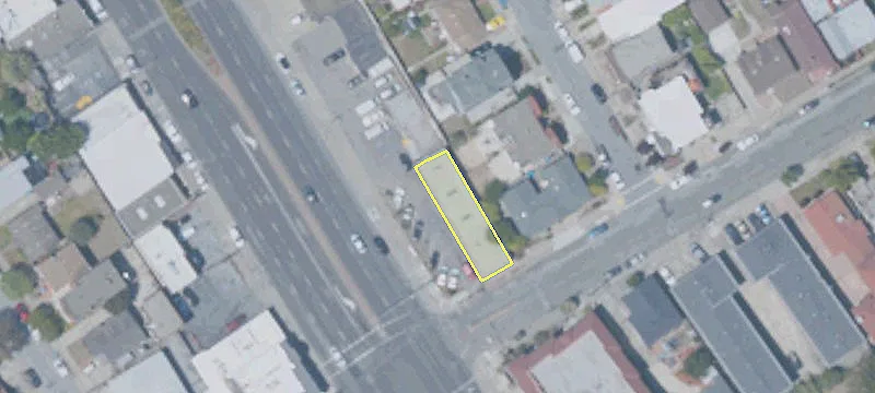 200 El Camino Real
