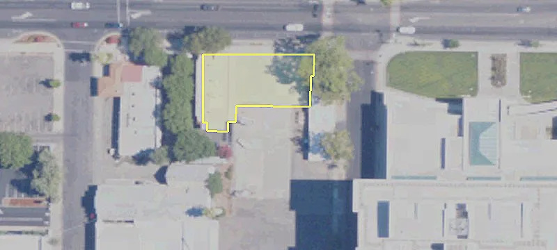 924 Main St