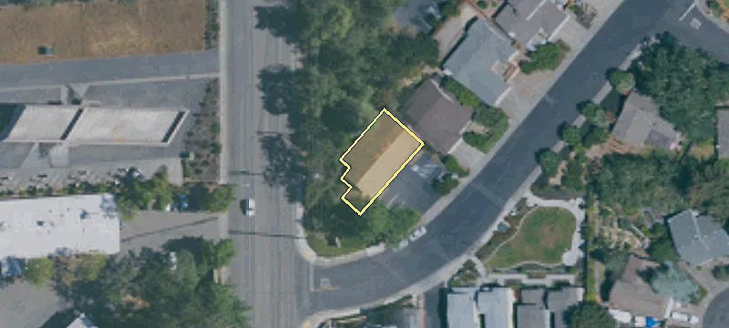 111 Monte Vis Ave