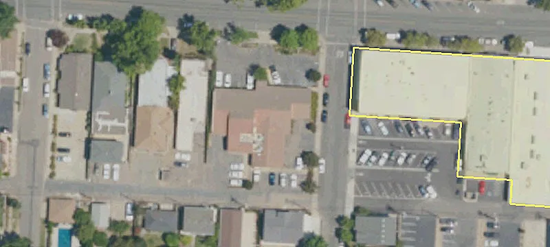300 Pne St
