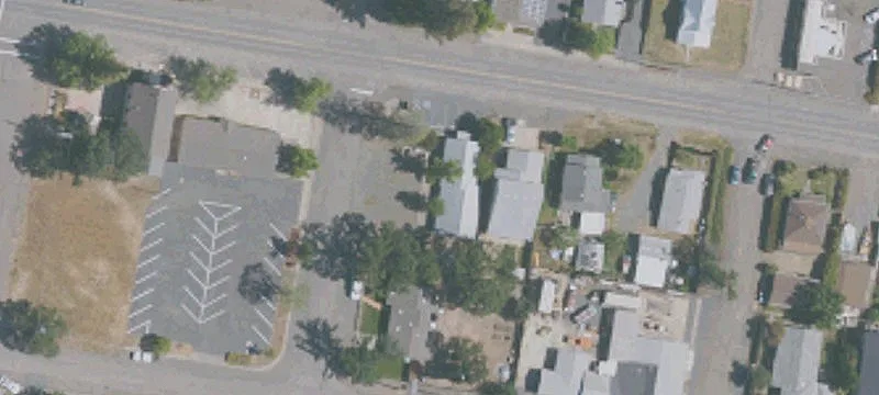 4135 Main St