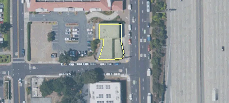 2790 Junipero Serra Blvd