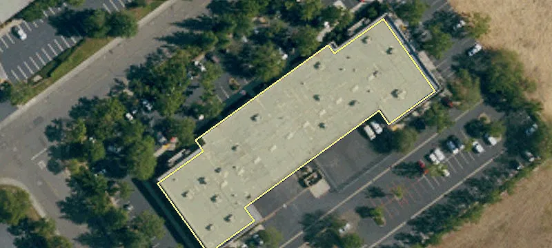 825 Riverside Pkwy