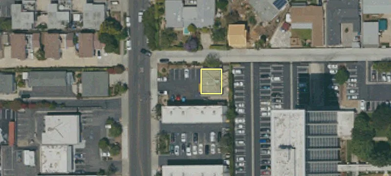 1922 Pomona Ave