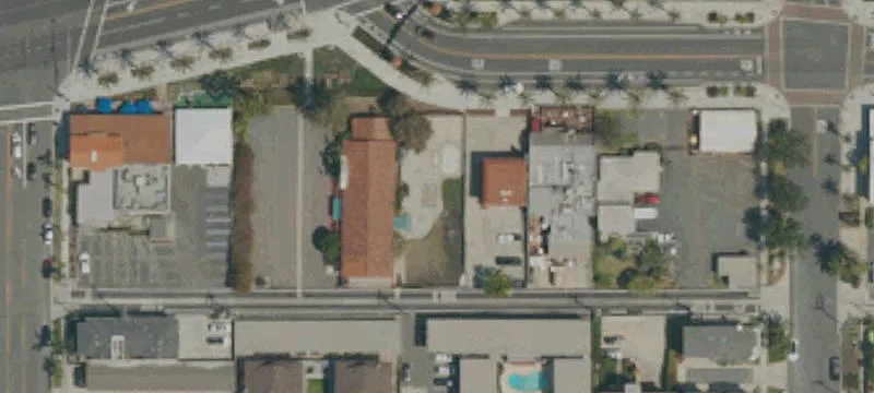 24300 Del Prado