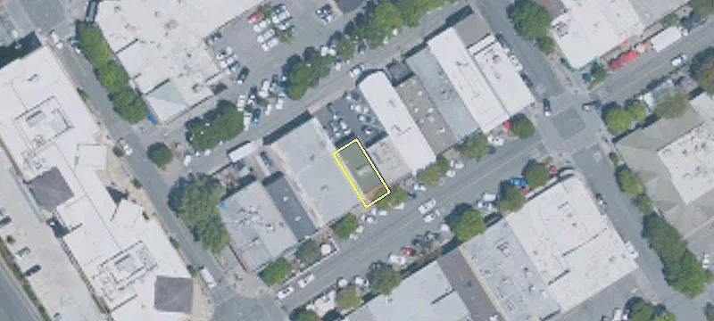 350 Main St