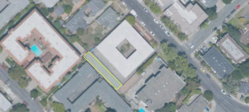 786 Elm St