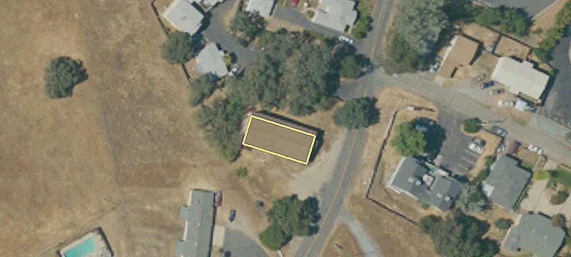 376 Russell Rd