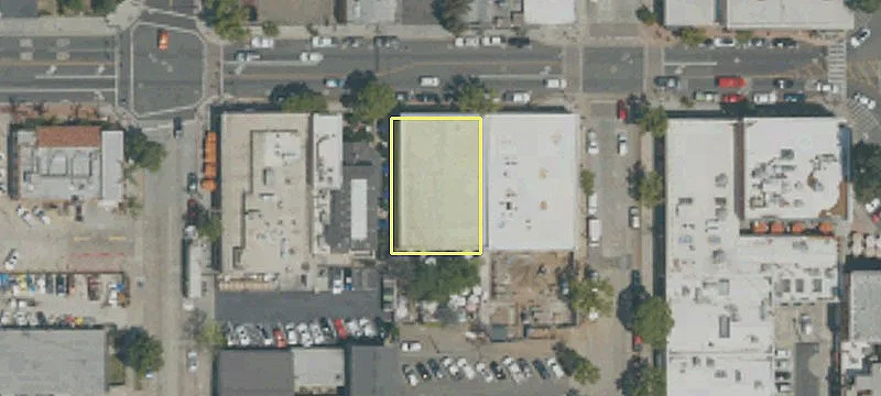 212 Chapman Ave