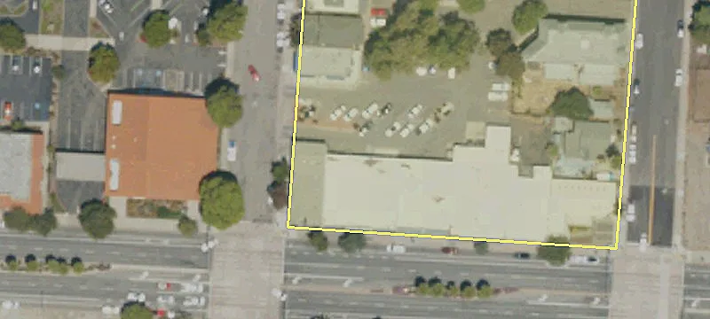 917 Grand Ave