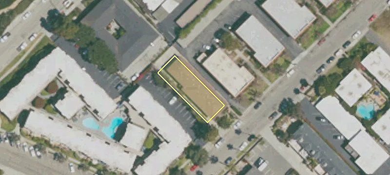 125 Holly Ave