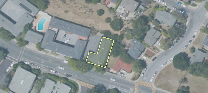 1215 Alameda De Las Pulgas