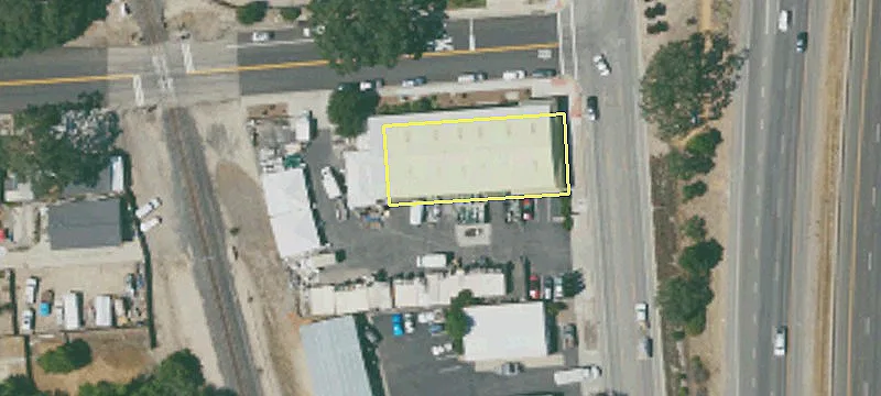 1545 Riverside Ave