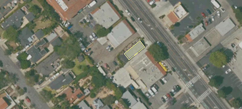 2915 De La Vina St