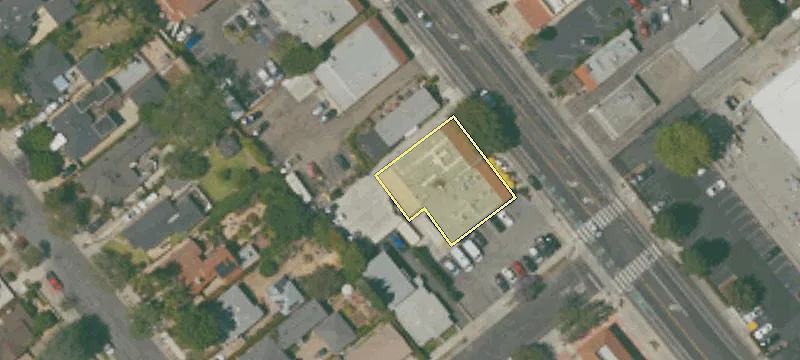 2911 De La Vina St