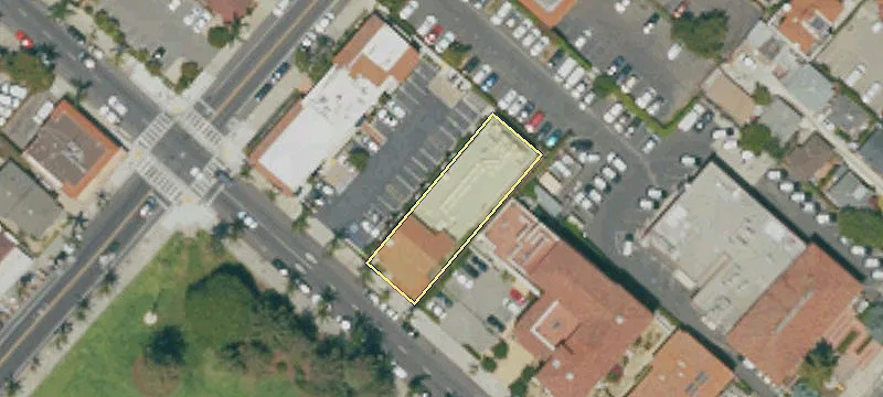 1126 Santa Barbara St
