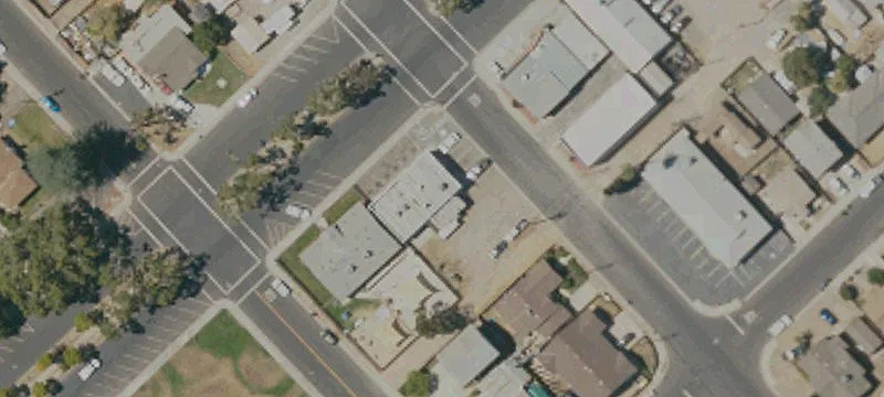 4706 Broadway