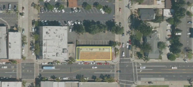 227 Chapman Ave