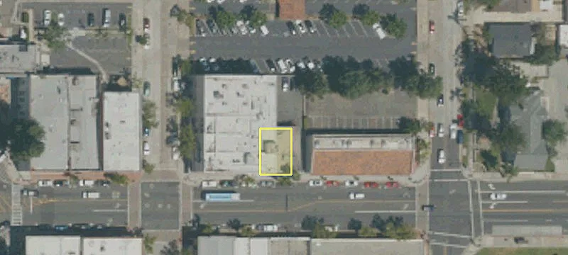 217 Chapman Ave